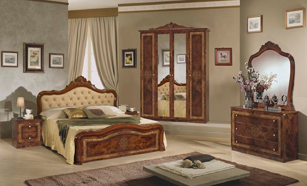 Set mobilă clasic elegant și funcțional de calitate superioară